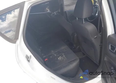 2015 Ford Fiesta Se z USA, uszkodzony, nr VIN 3FADP4EJ8FM167577